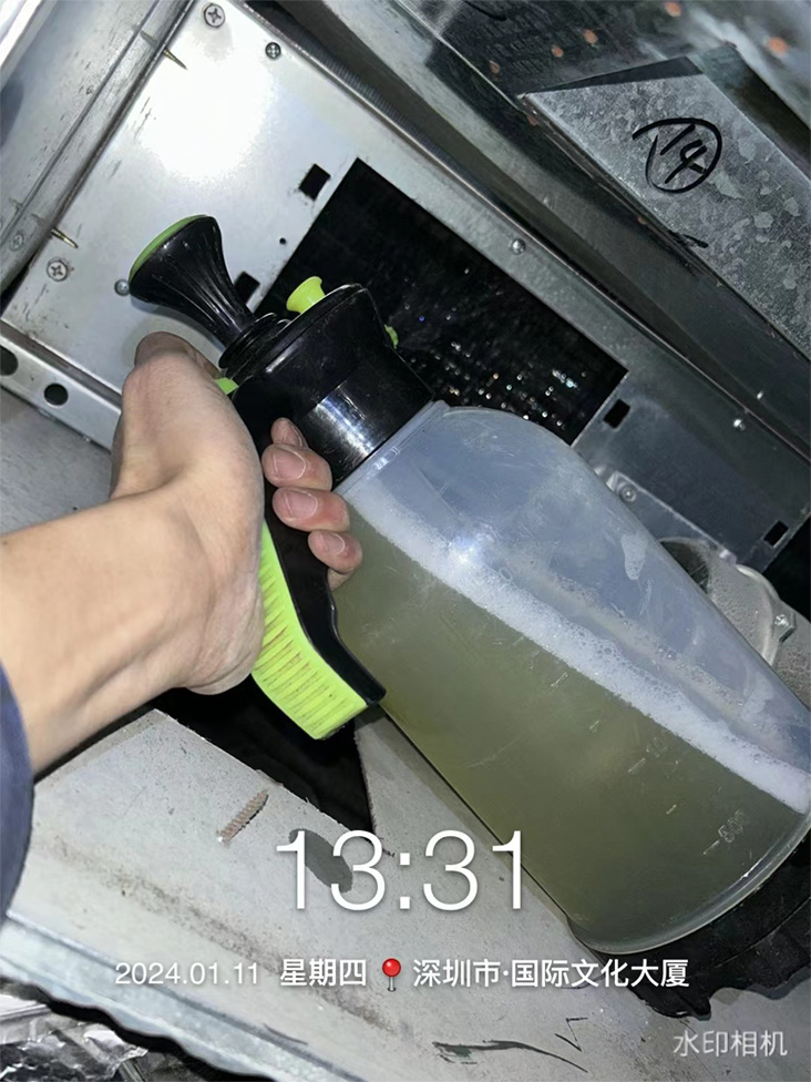 国际文化大厦盘管机清洗-中央空调末端设备清洗-深圳清洗盘管机